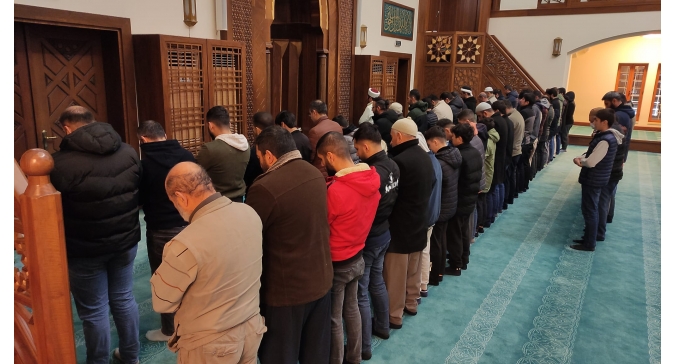 Aylık düzenlediğimiz sabah namazı buluşmamızı Nuri Çomu Camii'nde icra ettik.
