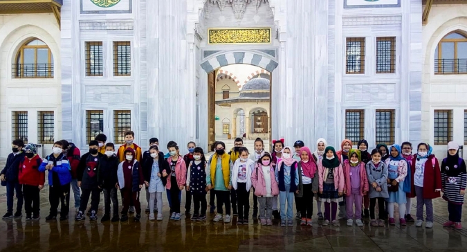 Çocuklarımızla Cami Gezisi ve Doğa Yürüyüşü Yaptık