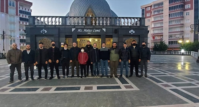 Genç Hareket Samsun Hz. Hatice Camii'nde Sabah Namazı Buluşması Gerçekleştirdi